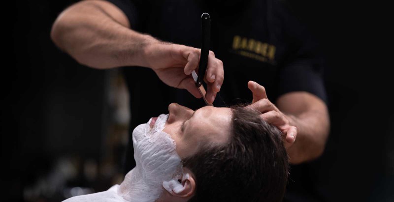 Haircut & Shaving preview logo slide