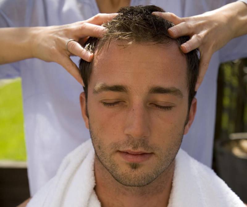 Head Massage preview logo slide