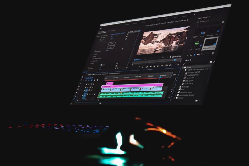 Regular Video Editing preview logo slide